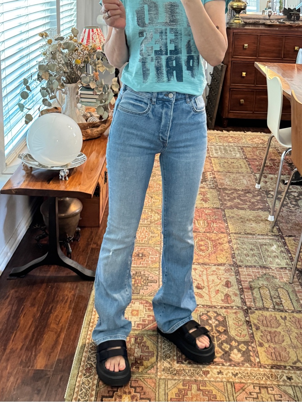 Anthropologie Pilcro Women Light Blue Flare Jeans Size 25